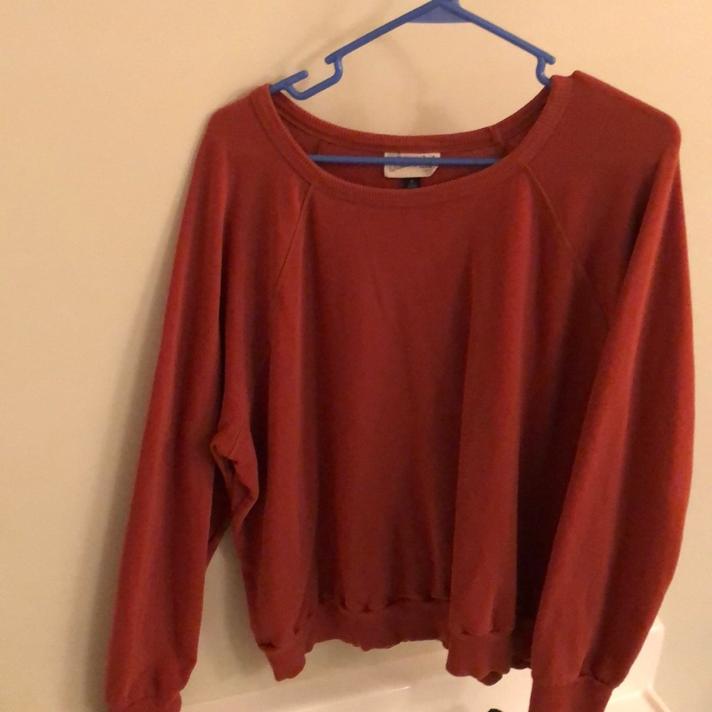 ORANGE PULLOVER